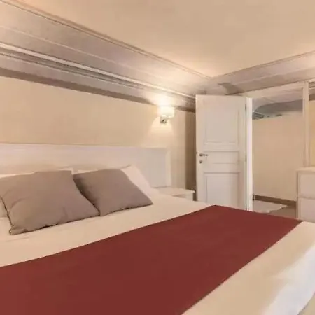 Apartment Albizi Giotto 105 Florence
